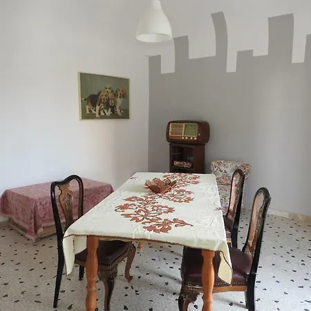 Palazzo Peria *